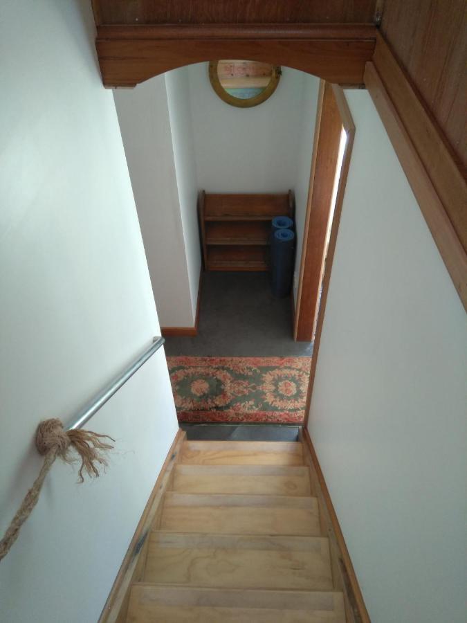 Cherry Top Farmstay - Boutique Eco Village Lilydale Экстерьер фото