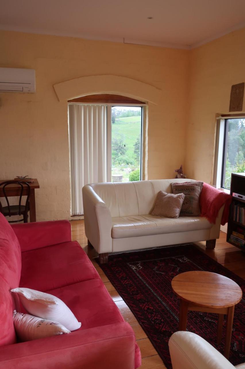 Cherry Top Farmstay - Boutique Eco Village Lilydale Экстерьер фото