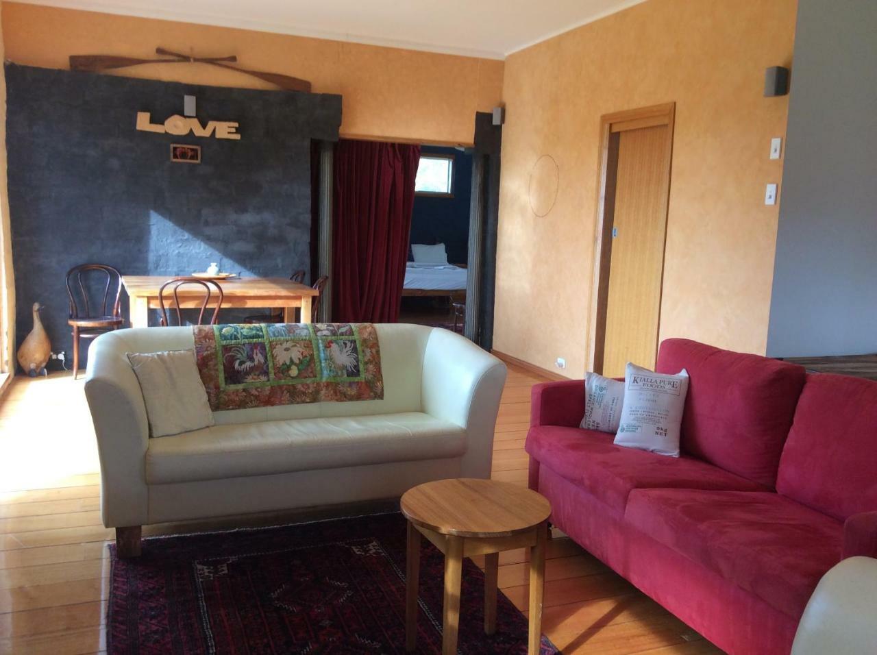 Cherry Top Farmstay - Boutique Eco Village Lilydale Экстерьер фото