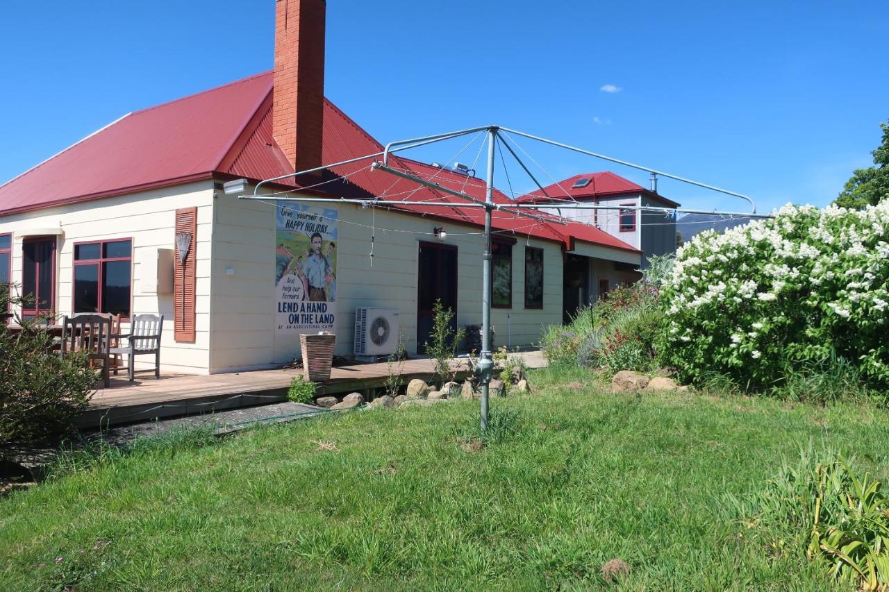 Cherry Top Farmstay - Boutique Eco Village Lilydale Экстерьер фото
